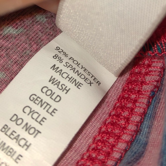 LulaRoe red floral leggings - Picture 6 of 8